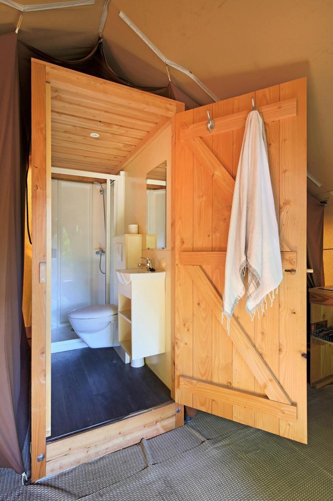 Huttopia Royat Quarto foto